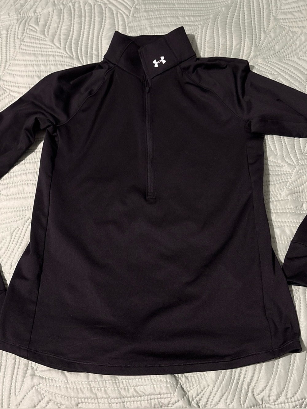 Under Armour Women's Black Quarter Zip Mock Neck Long Sleeve Pullover - M